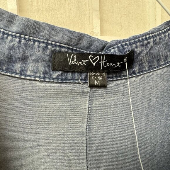 Heart velvet blouse, women,Jeans,size M,blue,Tencel,long sleeves,pockets, button - Picture 10 of 13